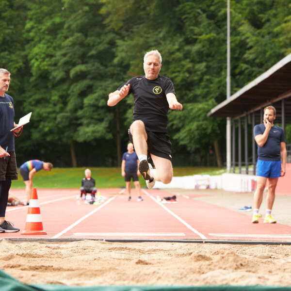 Queer-Games-2025-Leichtathletik-Weitsprung-046
